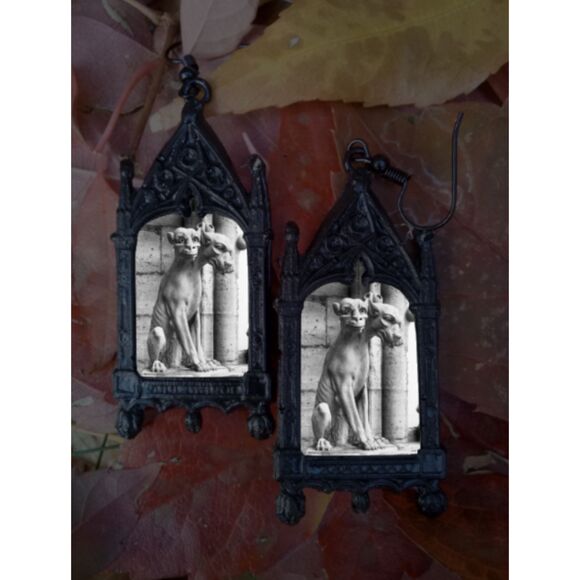 Cerberus Earrings Three Headed Dog Stone Sculpture Cathedral Architecture - Picture 1 of 2